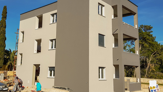 Poslední apartmán 2 ložnice + obývací pokoj