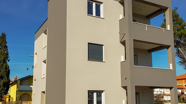 Poslední apartmán 2 ložnice + obývací pokoj